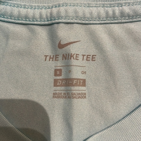 Nike Dri-fit Tee- Women’s small - Picture 2 of 3